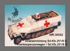 MR-35052 Sd.Kfz.251/8 D Krankenkraftwagen [TAMYIA]